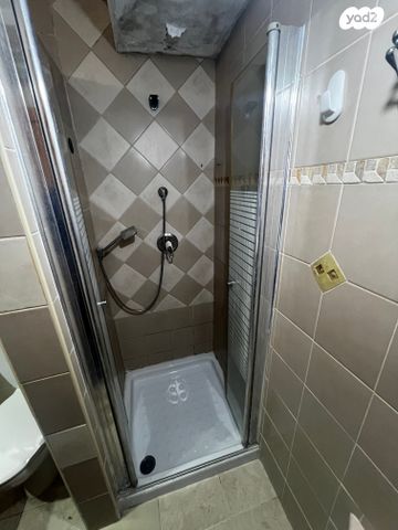 יחידת דיור, קיבוץ גלויות, נווה יוני נתניהו, עכו