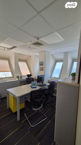 קליניקות, רציף הרברט סמואל, כרם התימנים, תל אביב יפו