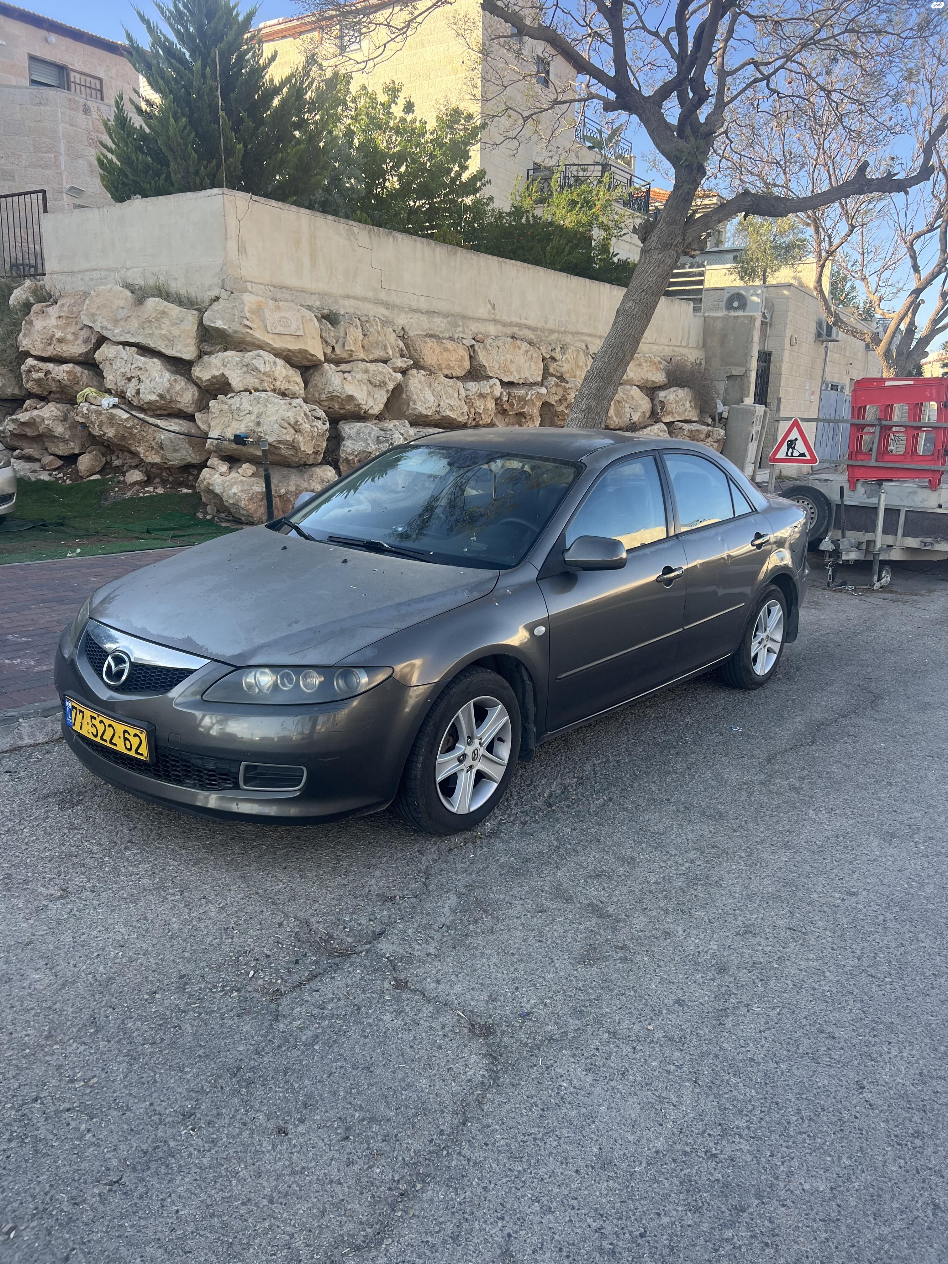מודעת רכב מאזדה 6