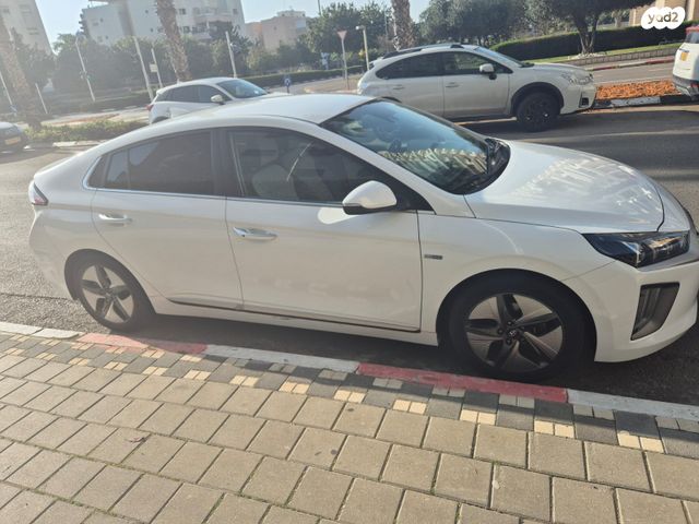 מודעת רכב יונדאי איוניק