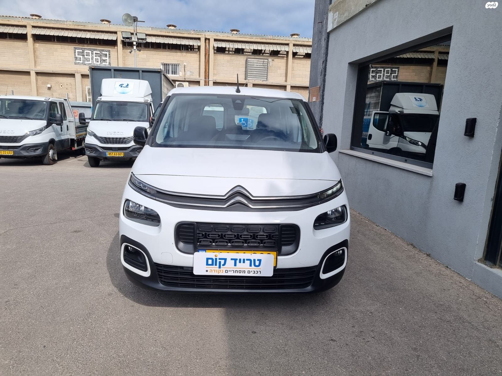 מודעת רכב סיטרואן ברלינגו