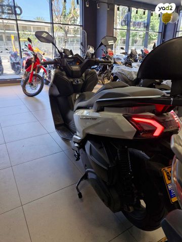 סאן יאנג מקסים 400