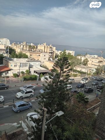 נייברג 4