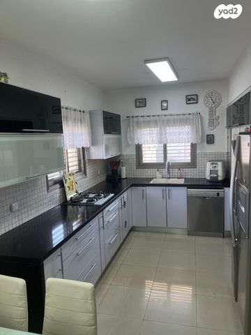 דירה, יהודה הנשיא 5, ג'סי כהן, חולון