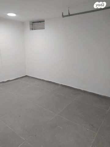 מחסן, דיזנגוף 35, מרכז העיר דרום, נתניה