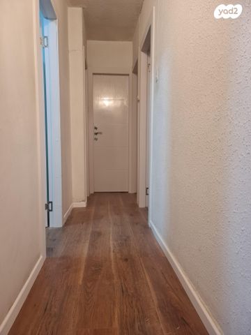 דירה, דב גור 11, רובע ו', אשדוד