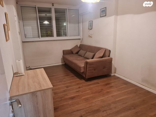 דירה, דב גור 11, רובע ו', אשדוד