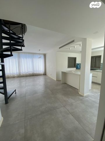 דופלקס, ליסין, הצפון החדש - כיכר המדינה, תל אביב יפו