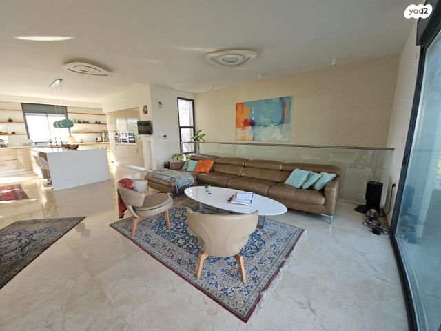 גג/ פנטהאוז, חיפה