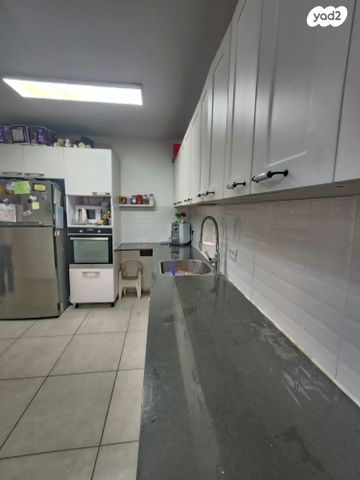 דירה, שוהם, אבני חן, חריש