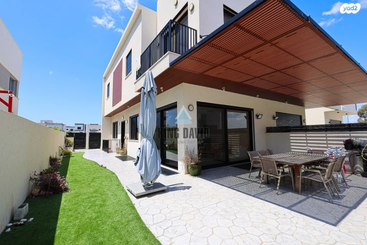 דו משפחתי, האור, שרונה, כפר יונה