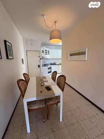 דירה, נתניה