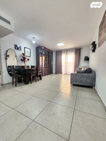 דירה, שוהם, אבני חן, חריש