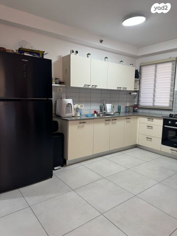 דירה, היסמין, הפרחים, קרית גת