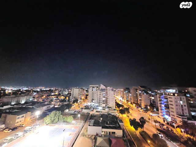 גג/ פנטהאוז, שושנה דמארי 3, קרית האמנים, מצליח, רמלה