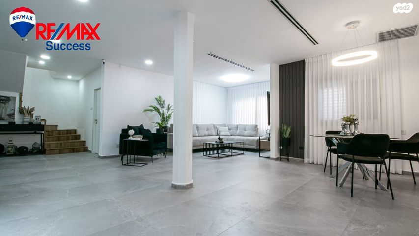 דופלקס, מרדכי אנילביץ', נווה זית, לוד