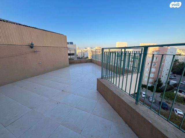 שדרות יוהנה ז'בוטינסקי 52