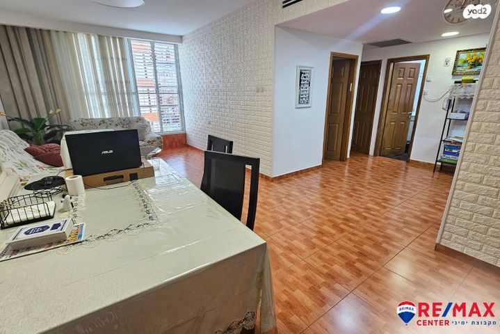 דירה, הגר"א, נאות רחל, חולון