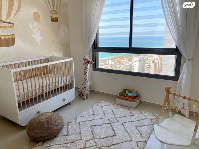 דירה, שדרות בן גוריון, אגמים, נתניה