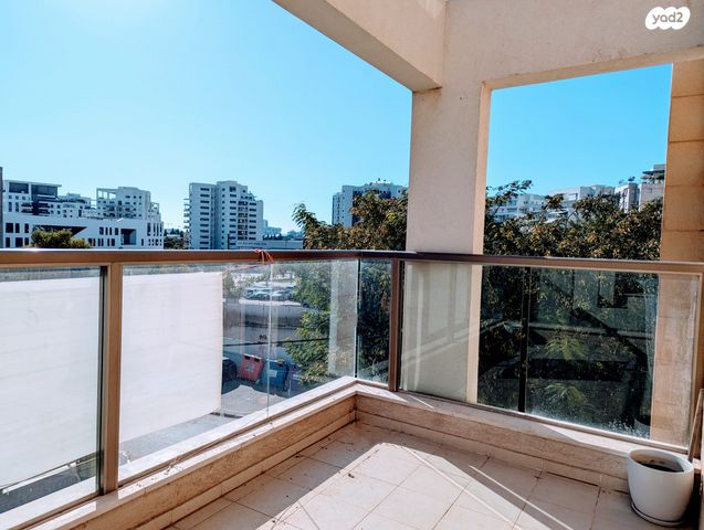 גג/ פנטהאוז, הרצליה