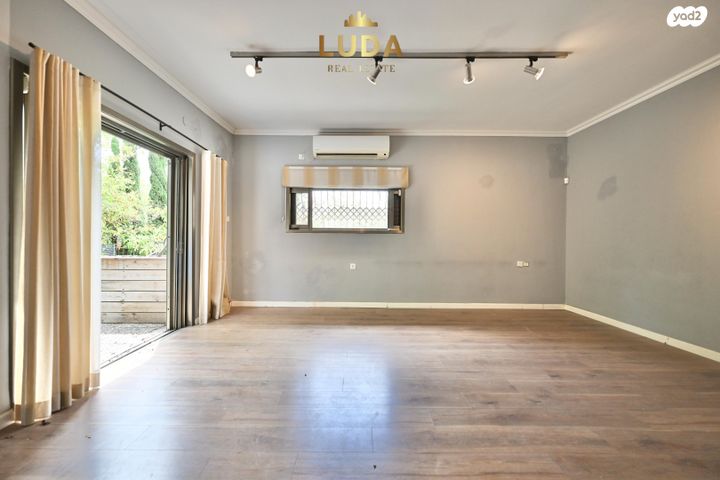 בית פרטי/ קוטג', שיכון דן, נווה דן, תל אביב יפו