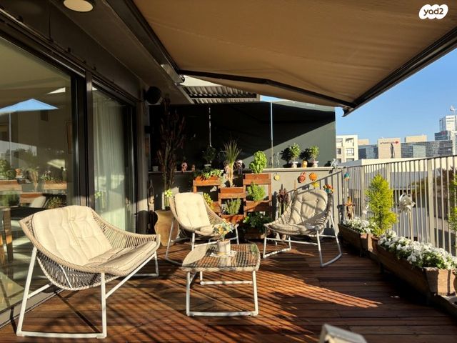 גג/ פנטהאוז, לבונטין, תל אביב יפו