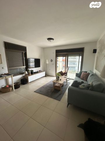 גג/ פנטהאוז, הרצליה