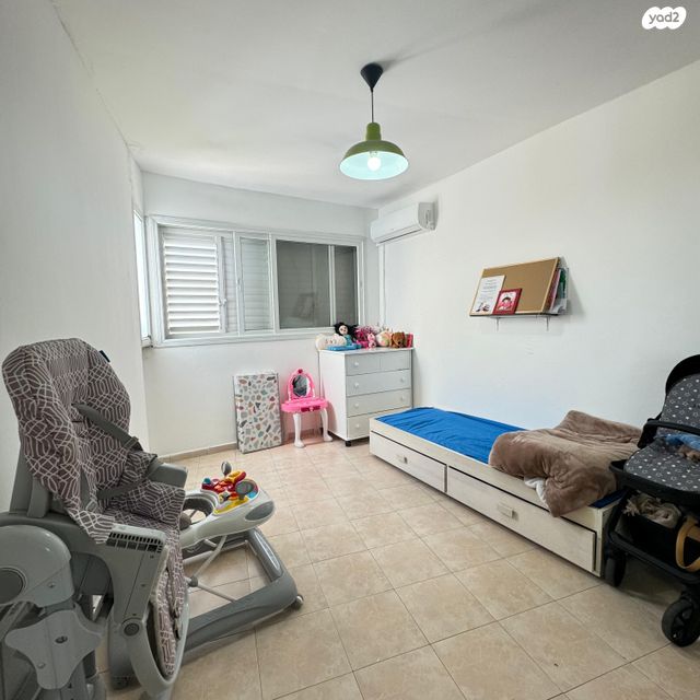 דירה, שדרות הורדים 15, גן שמואל, קרית מלאכי