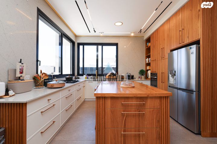 דו משפחתי, האור, שרונה, כפר יונה