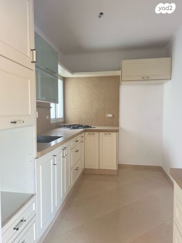 גג/ פנטהאוז, שדרות יוהנה ז'בוטינסקי 52, נווה זאב, נאות אילן, באר שבע