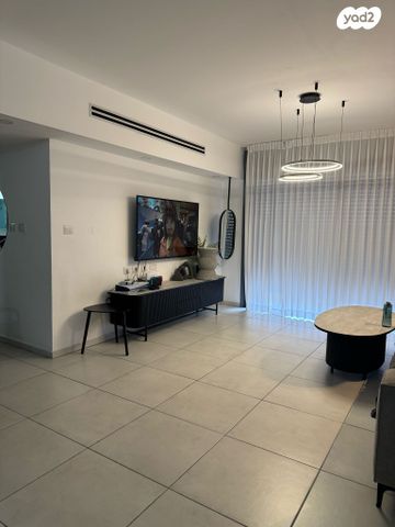 דירה, היסמין, הפרחים, קרית גת