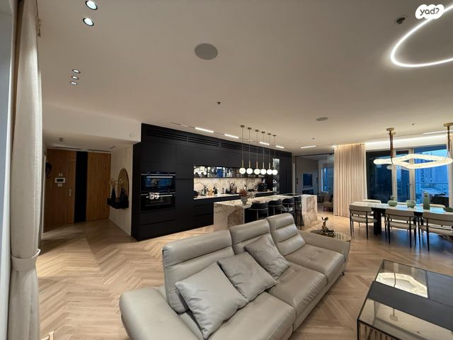 ניסים אלוני 1