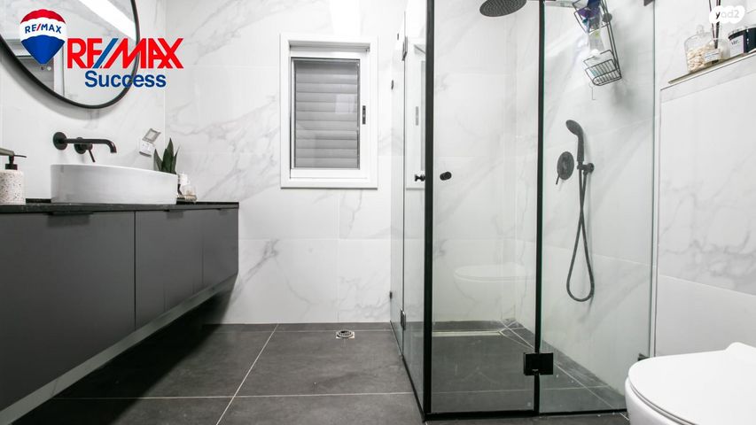 דופלקס, מרדכי אנילביץ', נווה זית, לוד