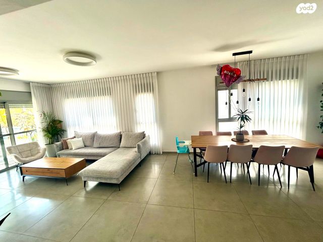 דירה, מרכז, הרצליה