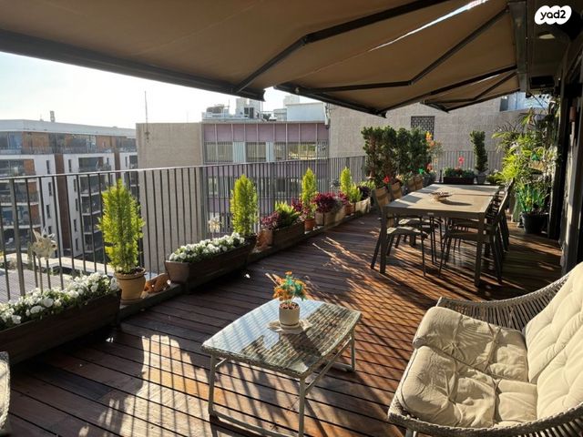 גג/ פנטהאוז, לבונטין, תל אביב יפו