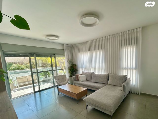 דירה, מרכז, הרצליה