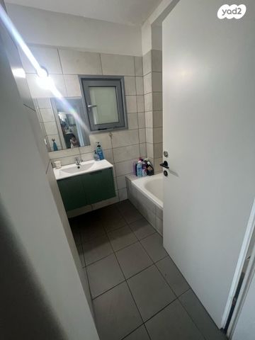 דירה, משה לוי 1, נאות שמיר, רמלה