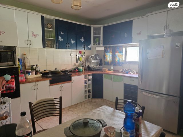 דו משפחתי, מעוף, ערד