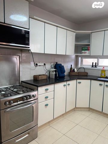 דו משפחתי, תל אביב יפו