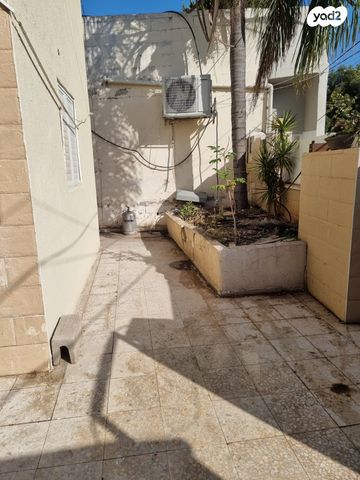 דו משפחתי, תל אביב יפו