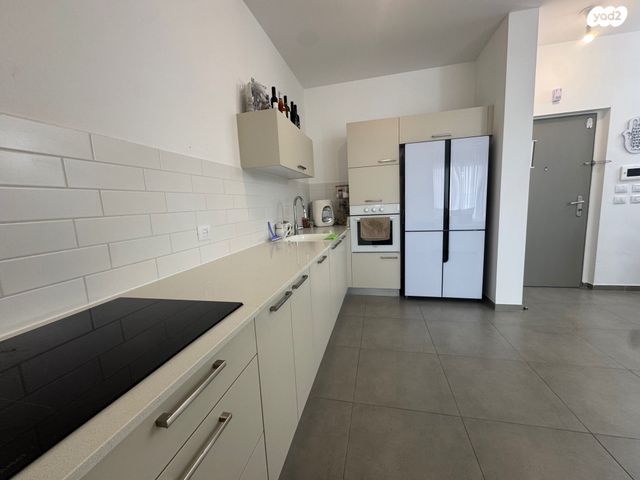 דירה, אור ים, אור עקיבא