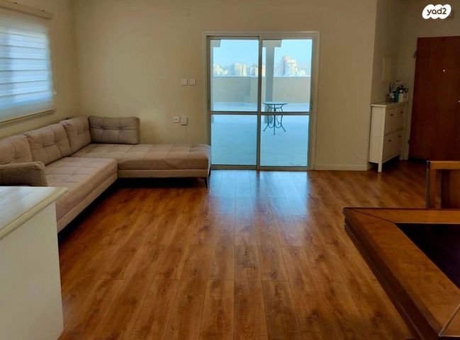 גג/ פנטהאוז, שדרות יוהנה ז'בוטינסקי, באר שבע