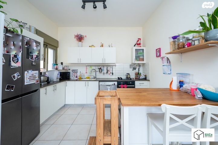 דירה, חלומות זכרון, זכרון יעקב