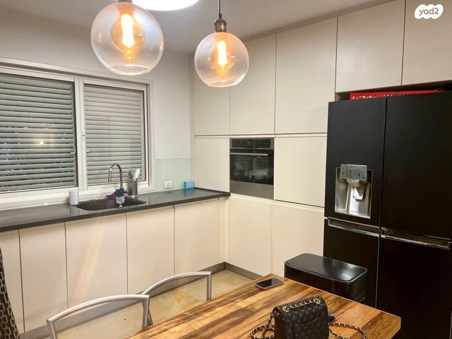 בית פרטי/ קוטג', הנרייטה סולד, קזן, רעננה