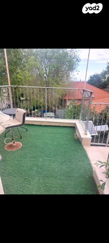 מבני תעשיה, מבוא חורון