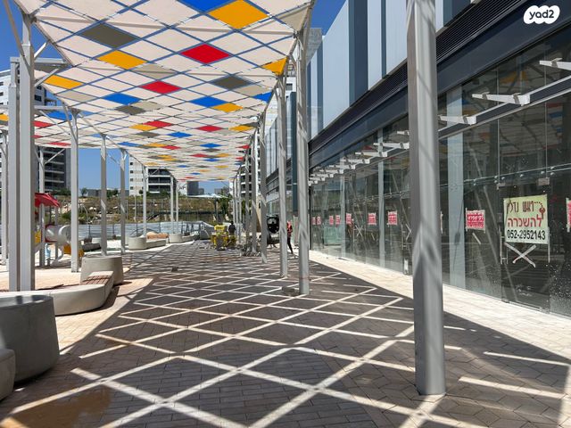 חנויות/ שטח מסחרי, יער בן שמן, נופים, מודיעין מכבים רעות