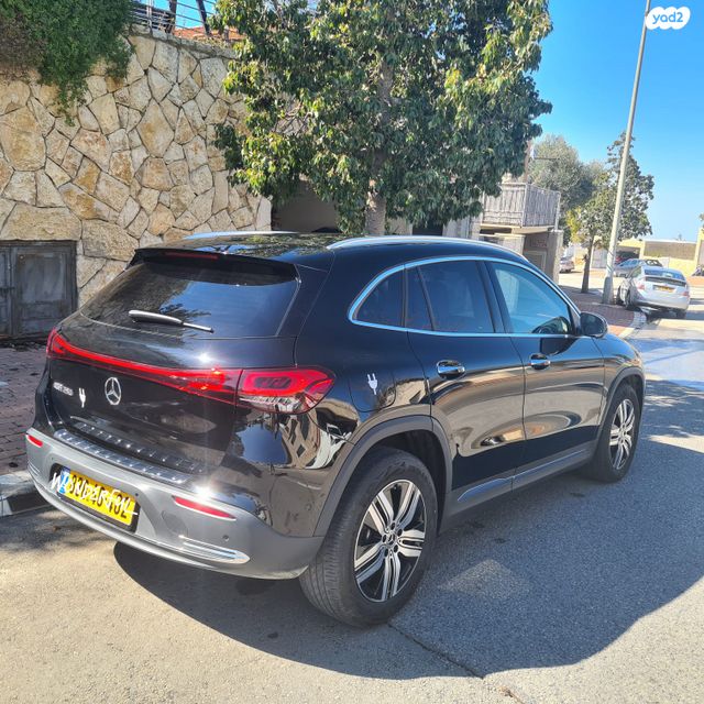 מרצדס-בנץ EQA