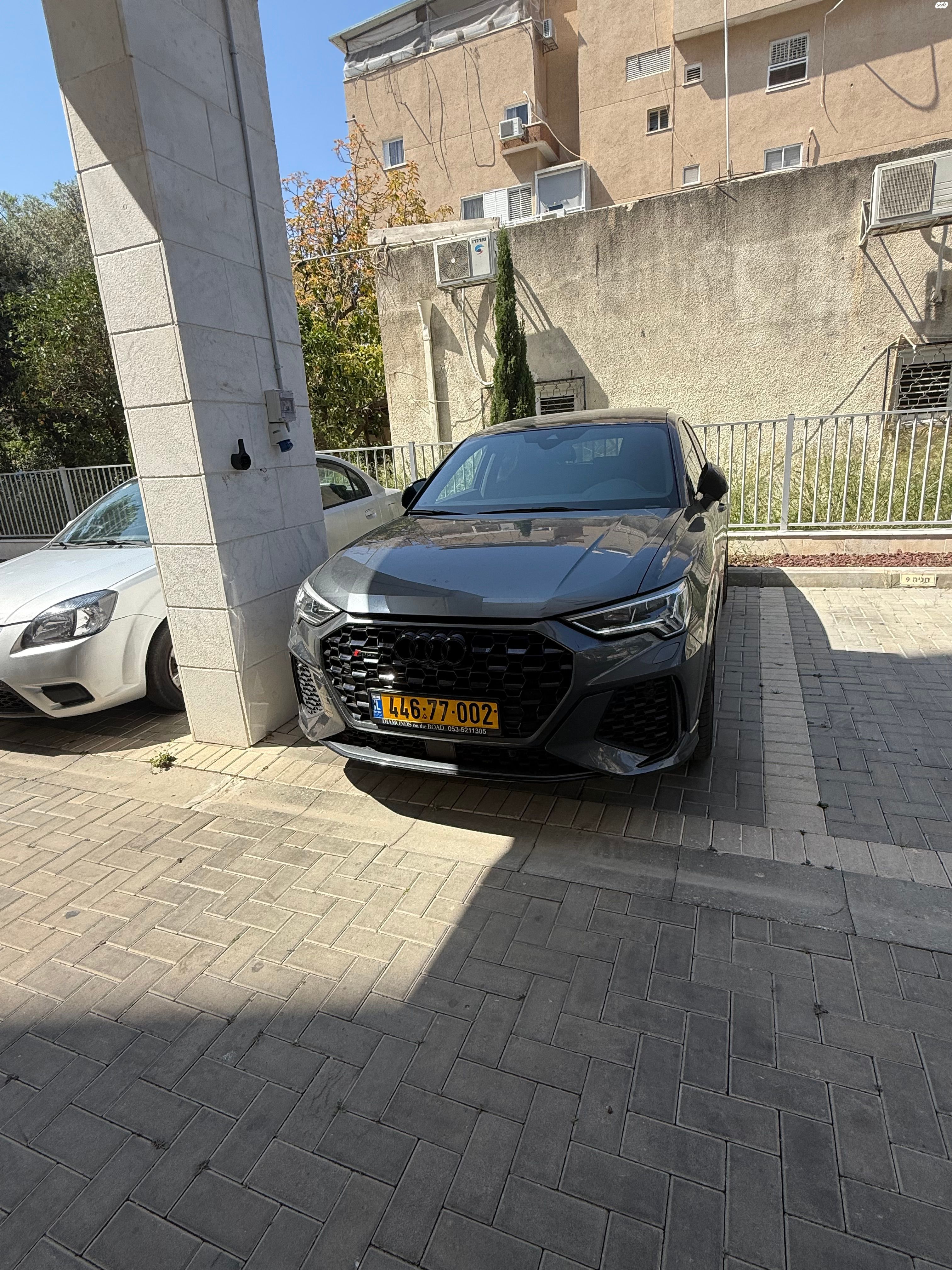 מודעת רכב אאודי RS Q3