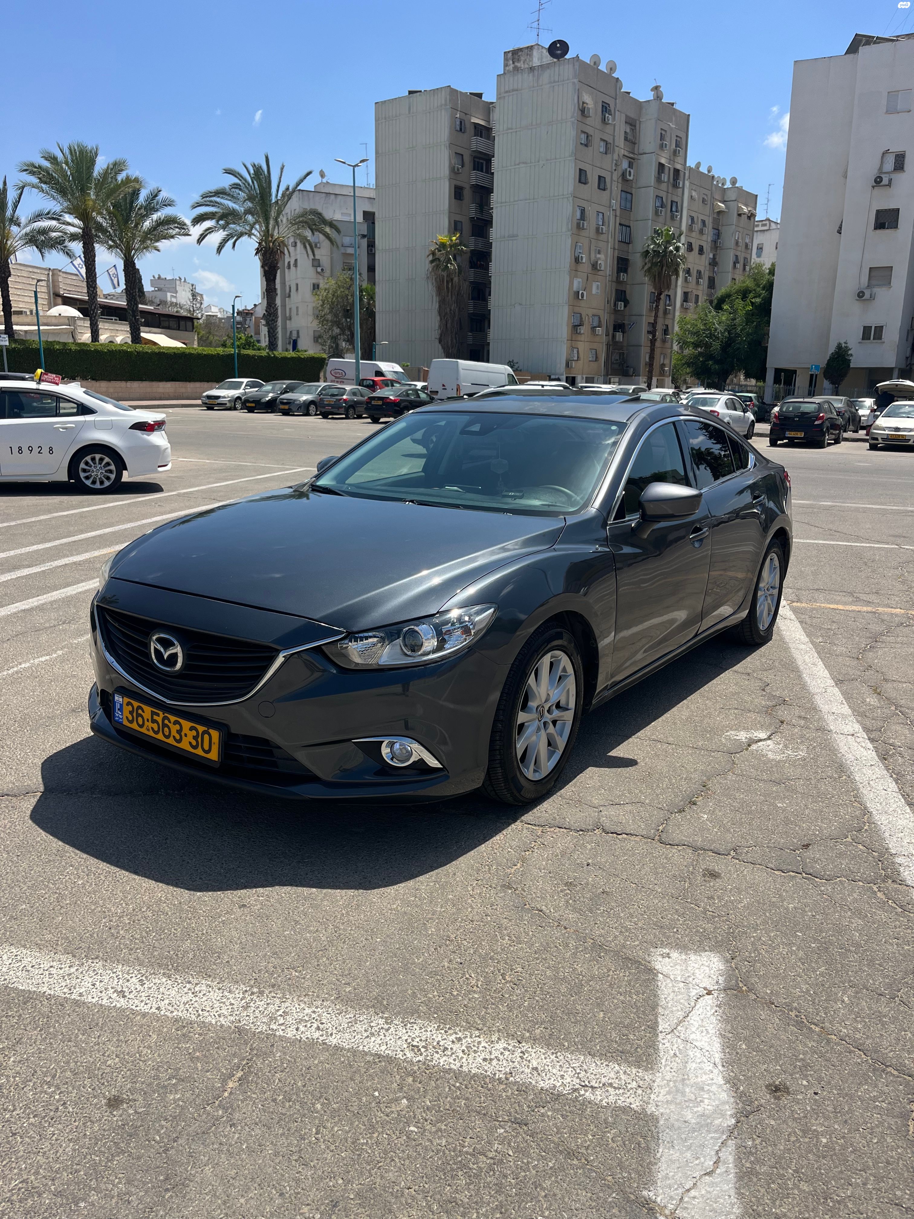 מודעת רכב מאזדה 6
