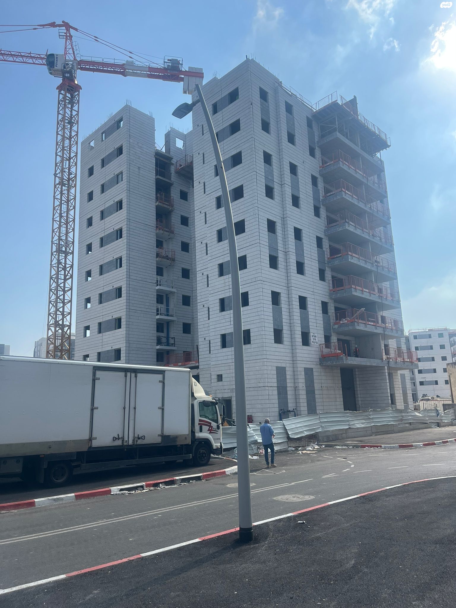 מרדכי גור 1